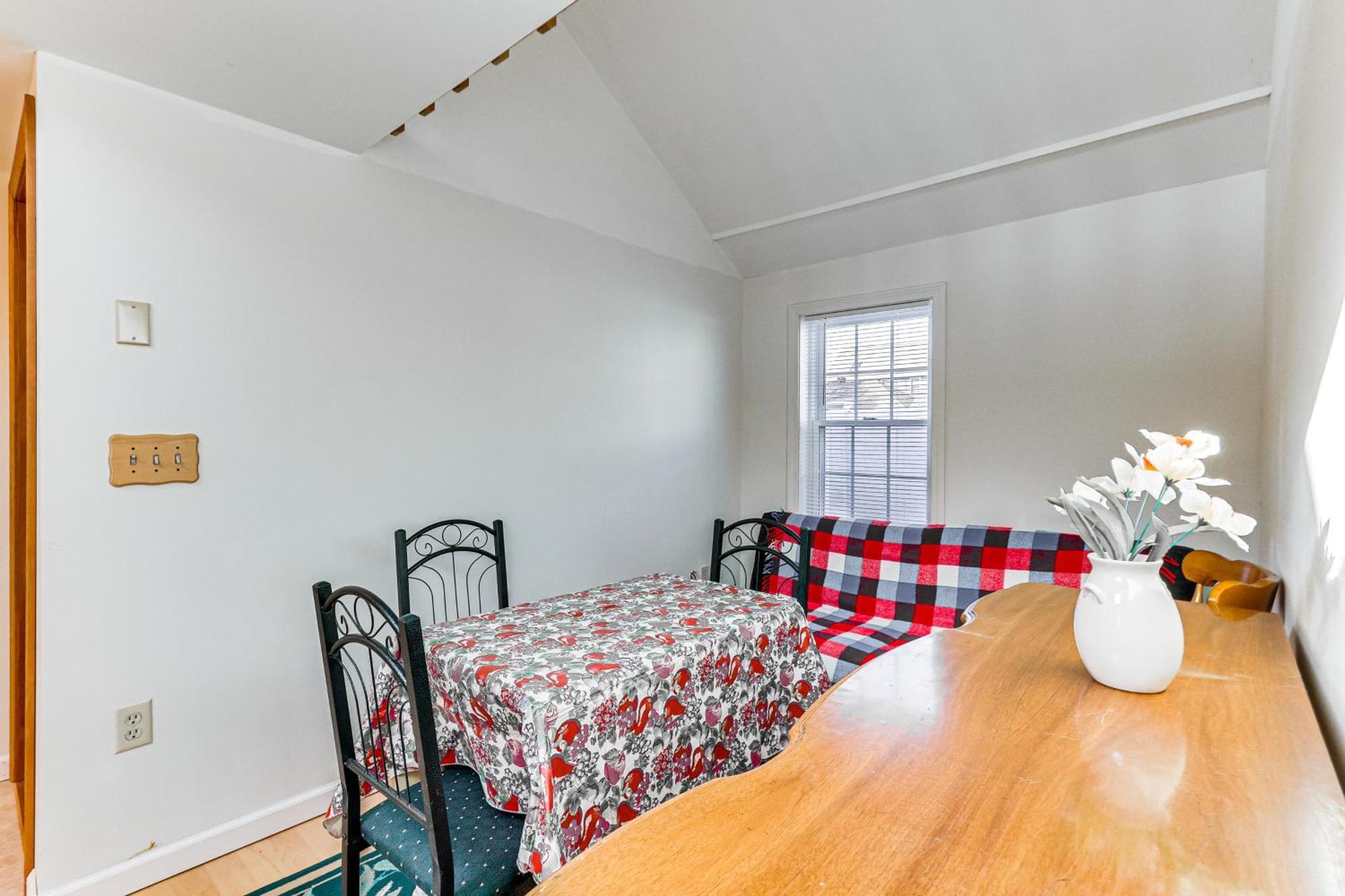Charming Old Lyme Cottage, Steps To Private Beach! Exterior photo